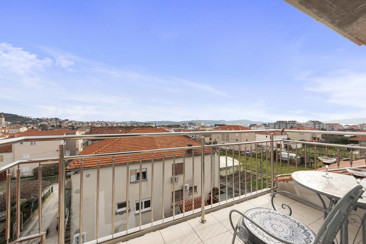 Apartment Nikola Trogir Luaran gambar
